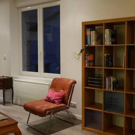 Superbe Loft 100M2 Proche Cathedrale Avec Parking Apartment Reims Luaran gambar