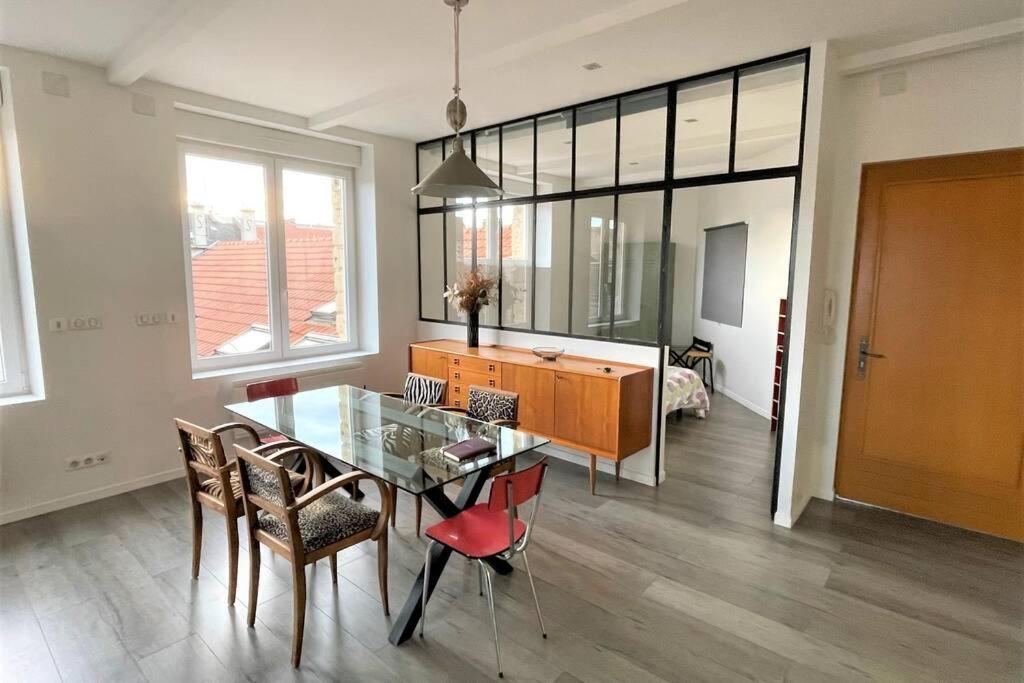 Superbe Loft 100M2 Proche Cathedrale Avec Parking Apartment Reims Luaran gambar